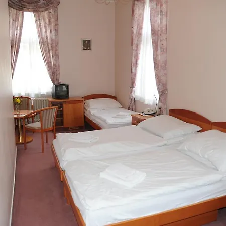 Akropolis, Eco Breakfasts From Farm ゲストハウス 3*