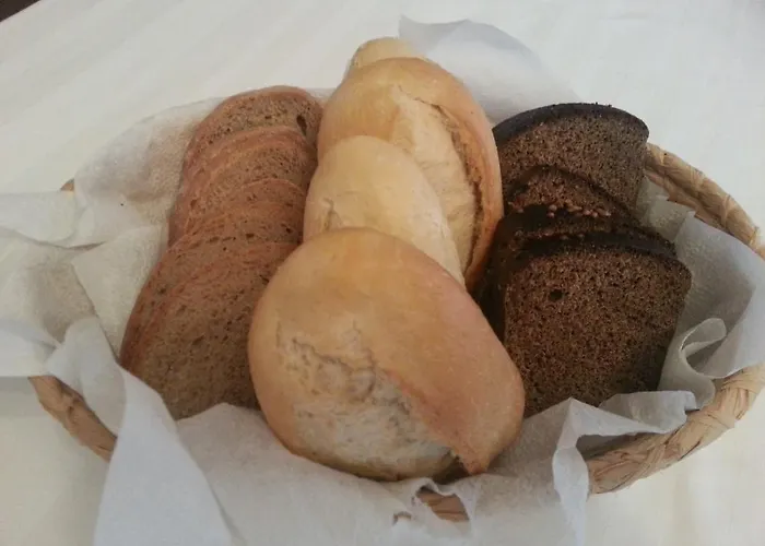 Akropolis, Eco Breakfasts From Farm Pensjonat 3*