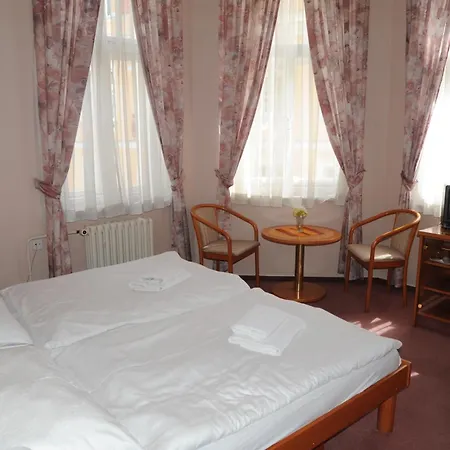 Akropolis, Eco Breakfasts From Farm 3* Mariënbad