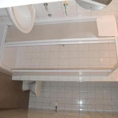 Akropolis, Eco Breakfasts From Farm Mariënbad