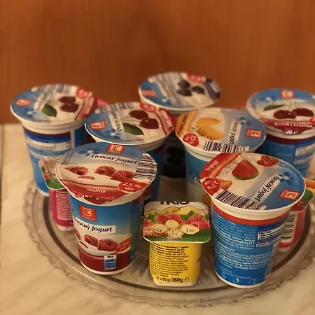 Gasthuis Akropolis, Eco Breakfasts From Farm