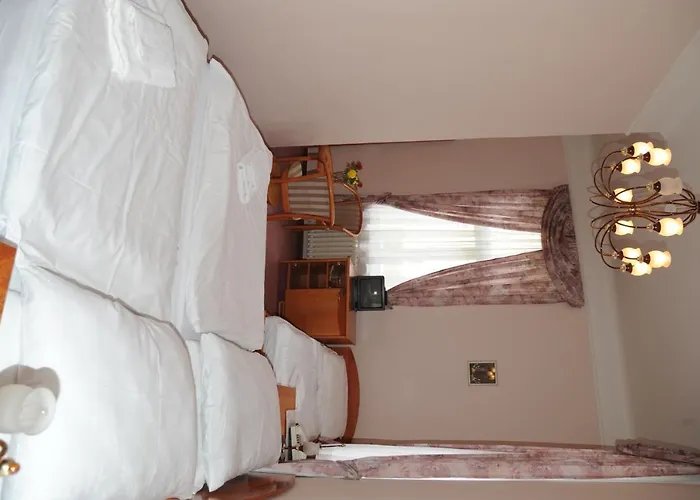 Akropolis, Eco Breakfasts From Farm Gasthuis Mariënbad