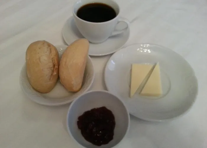 Gasthuis Akropolis, Eco Breakfasts From Farm 3*